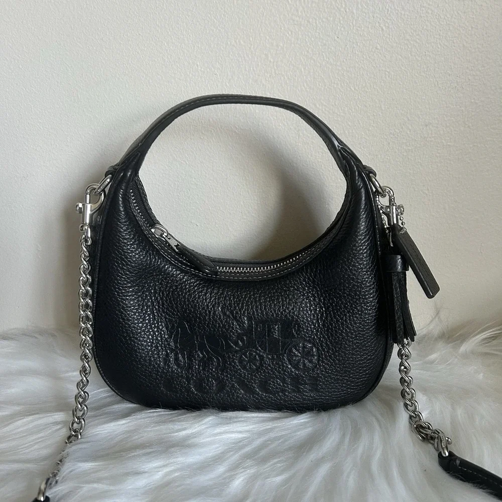 Coach Carmen Black Pebbled Leather Shoulder Bag Excellent‎